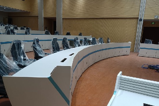 如何讓翻轉(zhuǎn)電腦桌“扛得住重壓”？實(shí)用改造指南來(lái)了！